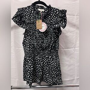 Umgee Black and White Ruffle Sleeve Top